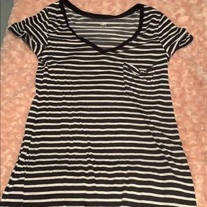 Striped black and white t-shirt